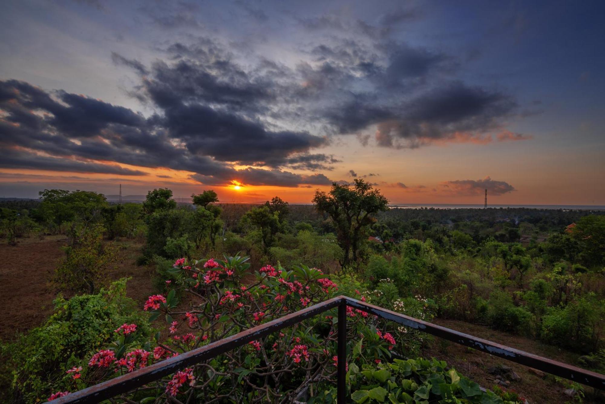 Villa Ambara Sumberkima Banyuwedang Exterior foto